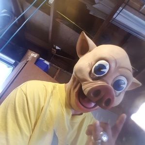 Pig mask